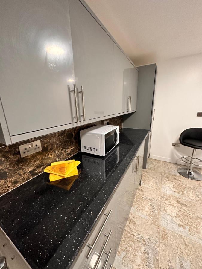 Canary Wharf Single Double And En-Suite Rooms London Ngoại thất bức ảnh