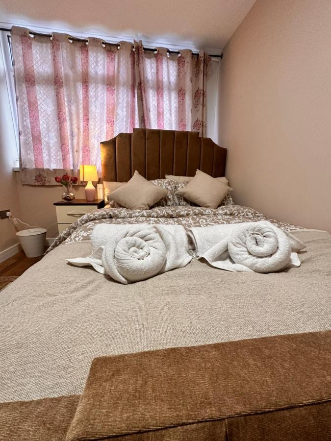 Canary Wharf Single Double And En-Suite Rooms London Ngoại thất bức ảnh